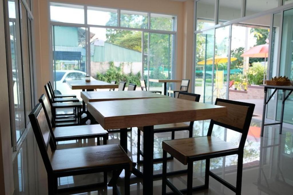 Bees Smile Hotel Chiang Rai Exterior foto